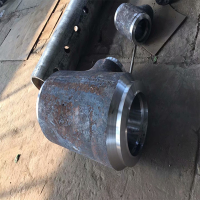 パイプライン装置のティーを減らす等しいティーASTM A234 WPBのバット溶接はカスタマイズした