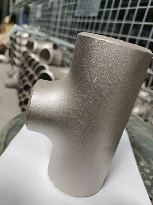 EN1092-1炭素鋼は20mm/A355を溶接したパイプライン装置のためのティーの減少をティーにのせる